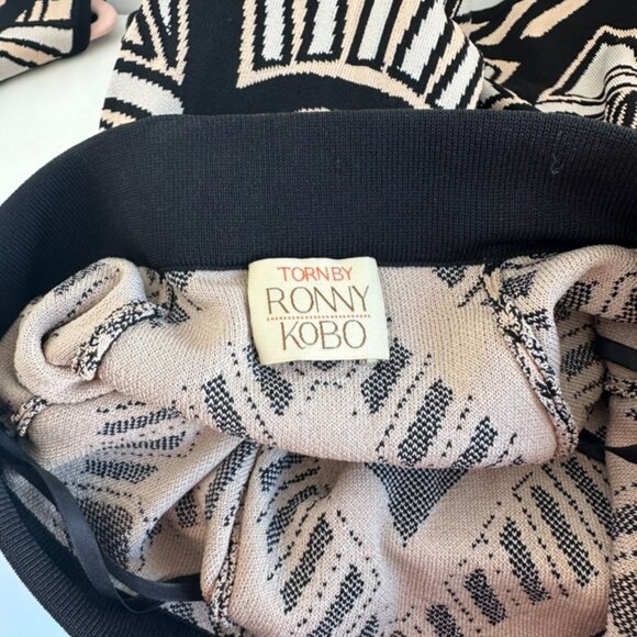 Torn By Ronny Kobo Knitted Pattern Two Piece Set - Picture 2 of 3